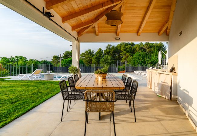 Villa a Porec - Luxury Villa Sofia with Pool and Garage In Poreč, Villa a Porec - Luxury Villa Sofia with Pool and Garage In Poreč,