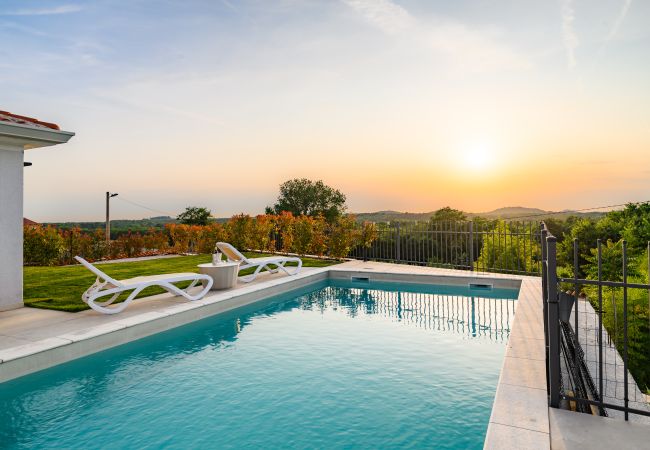 Villa a Porec - Luxury Villa Sofia with Pool and Garage In Poreč, Villa a Porec - Luxury Villa Sofia with Pool and Garage In Poreč,