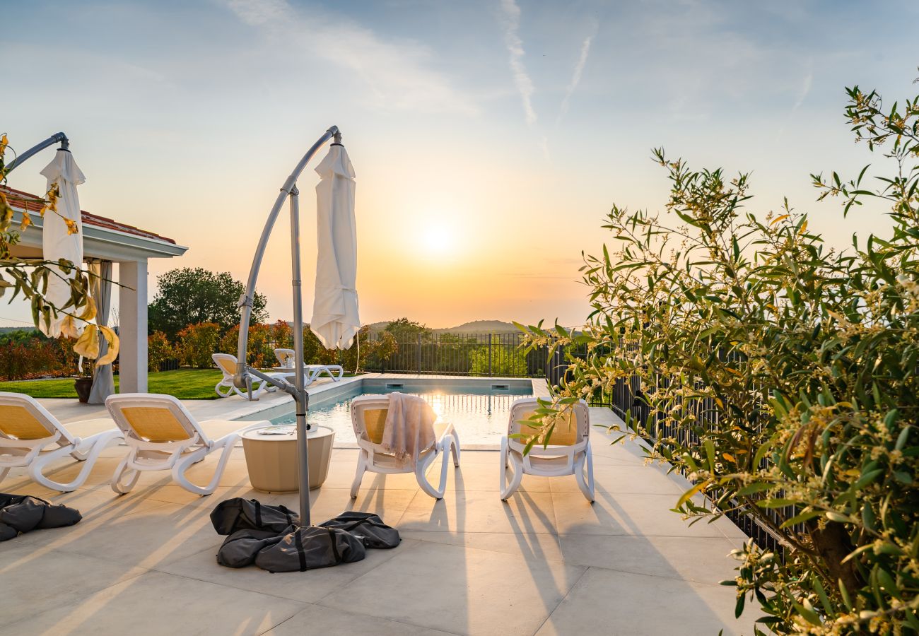 Villa a Porec - Luxury Villa Sofia with Pool and Garage In Poreč, Villa a Porec - Luxury Villa Sofia with Pool and Garage In Poreč,