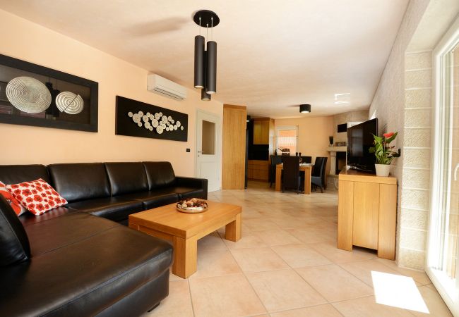 Villa in Rogovici - Villa Bianca with pool in Istria, Rogovici Villa in Rogovici - Villa Bianca with pool in Istria, Rogovici