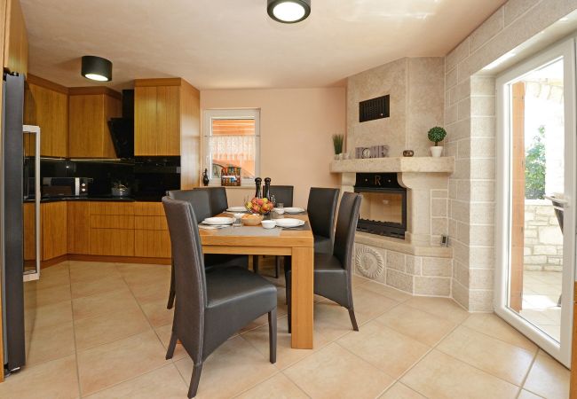 Villa in Rogovici - Villa Bianca with pool in Istria, Rogovici Villa in Rogovici - Villa Bianca with pool in Istria, Rogovici