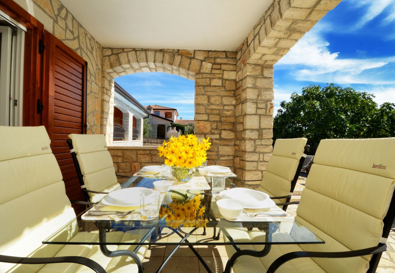 Villa in Rogovici - Villa Bianca with pool in Istria, Rogovici Villa in Rogovici - Villa Bianca with pool in Istria, Rogovici