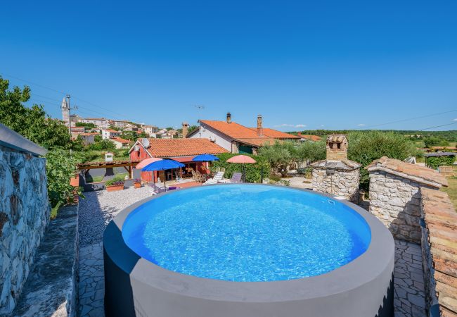 Apartment in Višnjan - Apartment Milena- Visnjan with pool Apartment in Višnjan - Apartment Milena- Visnjan with pool