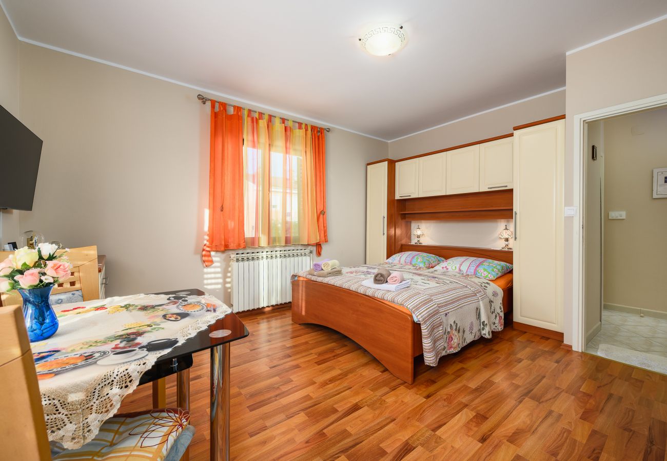 Apartment in Porec - Apartment Alma IG in Porec, Istria Apartment in Porec - Apartment Alma IG in Porec, Istria
