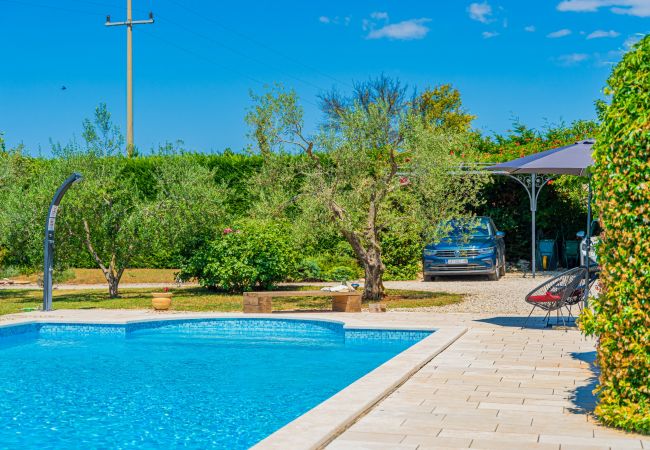 Villa in Pinezici - Design Villa Benka with heated pool in Istria Villa in Pinezici - Design Villa Benka with heated pool in Istria