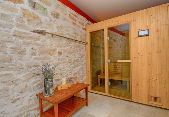 Villa in Pinezici - Design Villa Benka with heated pool in Istria Villa in Pinezici - Design Villa Benka with heated pool in Istria