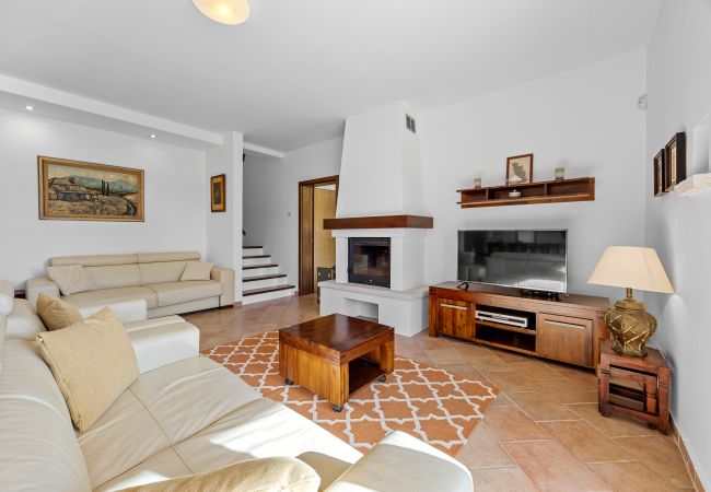 Villa in Pinezici - Villa Maddalena with private pool in Tinjan, Istra Villa in Pinezici - Villa Maddalena with private pool in Tinjan, Istra