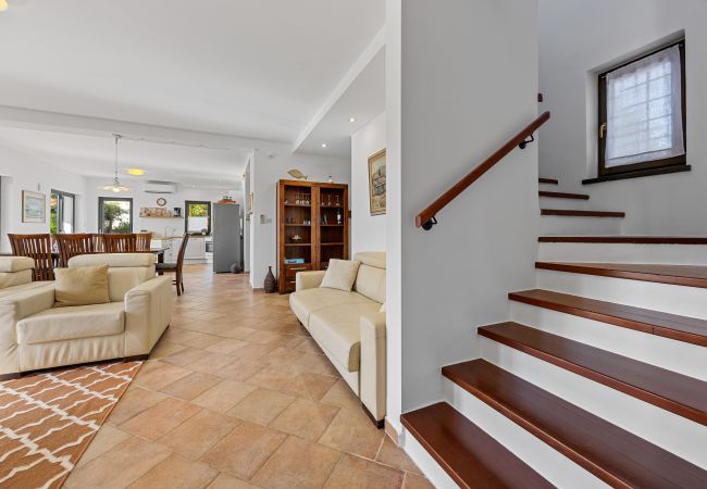 Villa in Pinezici - Villa Maddalena with private pool in Tinjan, Istra Villa in Pinezici - Villa Maddalena with private pool in Tinjan, Istra