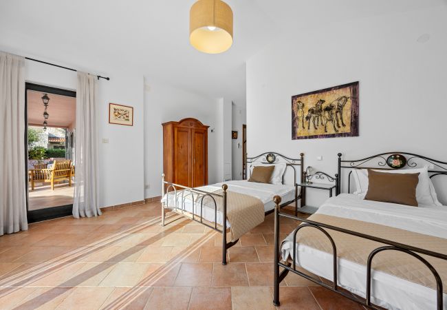 Villa in Pinezici - Villa Maddalena with private pool in Tinjan, Istra Villa in Pinezici - Villa Maddalena with private pool in Tinjan, Istra