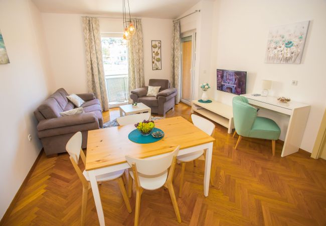 Luxury apartment in Porec centre, close to the sea