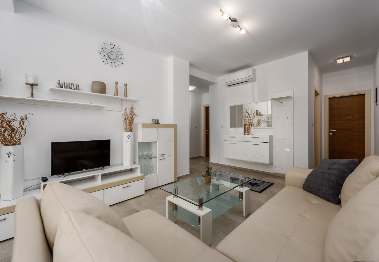 Apartment in Kukci - Apartment  Monika with private pool in Porec Apartment in Kukci - Apartment  Monika with private pool in Porec