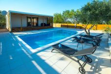 House in Donje Raštane - Poolincluded Holiday Home Relax