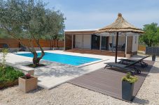 House in Donje Raštane - Poolincluded Holiday Home Relax