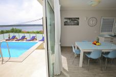 Villa in Maslenica - Poolincluded Villa Anpero