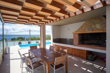 Villa in Maslenica - Poolincluded Villa Anpero