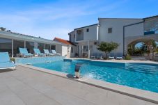 Villa in Neoric - Poolincluded - Spa & Sport Villa Neoric