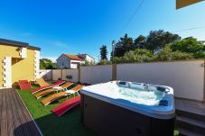 House in Zadar - Poolincluded Villa Yespeace
