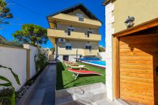 House in Zadar - Poolincluded Villa Yespeace