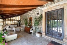 Rent by room in Mugeba - Luxurious suite villa Nada