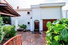 Apartment in Starigrad - Beachfront apartment Stipe