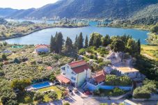 Apartment in Ploce - Poolincluded Apartment Darija