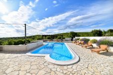 House in Kruševo - Poolincluded Villa Krusevo
