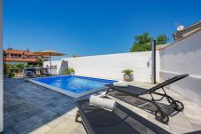 Apartment in Kukci - Apartment Vedran with heated pool, in  Porec