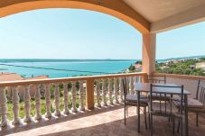 House in Maslenica - Poolincluded Villa Maja