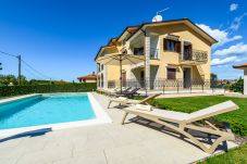 apartment with pool in Visinada, Istria, luxury rental Istria