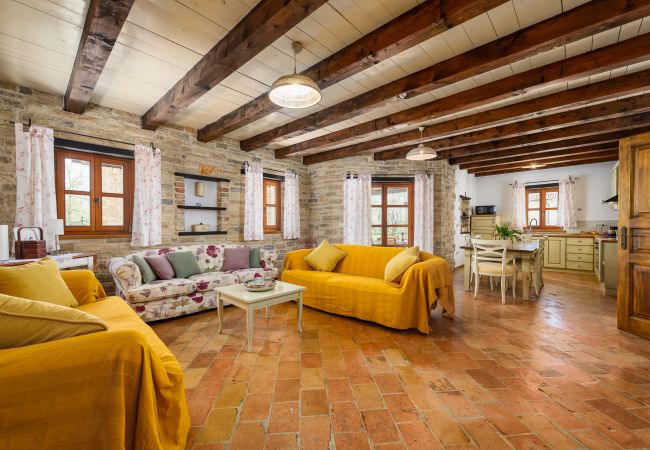 Villa in Banki - Villa Elaya with private pool in Tinjan, Istria Villa in Banki - Villa Elaya with private pool in Tinjan, Istria