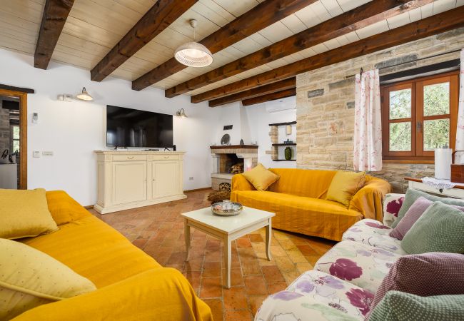 Villa in Banki - Villa Elaya with private pool in Tinjan, Istria Villa in Banki - Villa Elaya with private pool in Tinjan, Istria