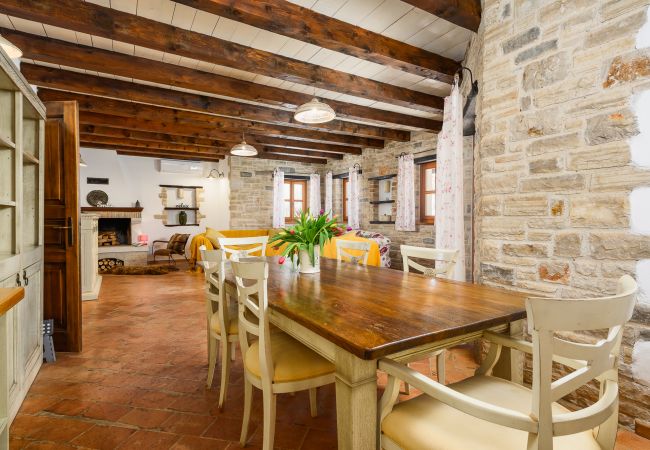 Villa in Banki - Villa Elaya with private pool in Tinjan, Istria Villa in Banki - Villa Elaya with private pool in Tinjan, Istria