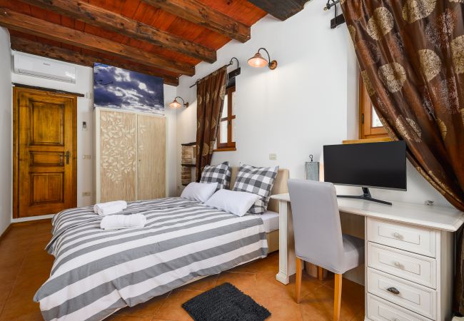 Villa in Banki - Villa Elaya with private pool in Tinjan, Istria Villa in Banki - Villa Elaya with private pool in Tinjan, Istria