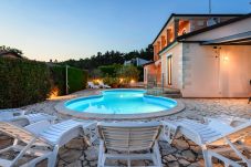 Villa in Višnjan - Villa Imagine with heated pool in Visnjan