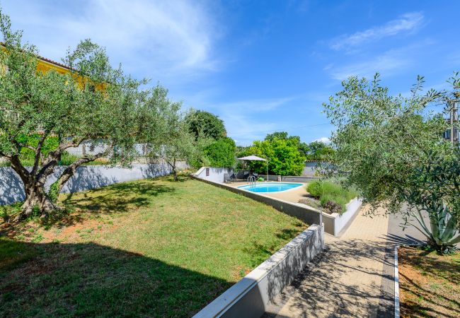 Villa in Rojci - Villa Elisa with pool in Istria Villa in Rojci - Villa Elisa with pool in Istria