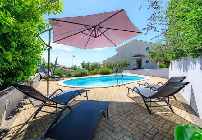 Villa in Rojci - Villa Elisa with pool in Istria Villa in Rojci - Villa Elisa with pool in Istria