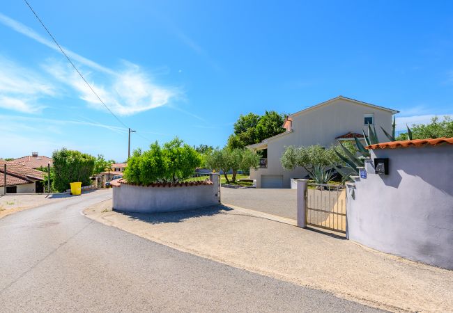 Villa in Rojci - Villa Elisa with pool in Istria Villa in Rojci - Villa Elisa with pool in Istria