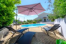 Villa in Rojci - Villa Elisa with pool in Istria