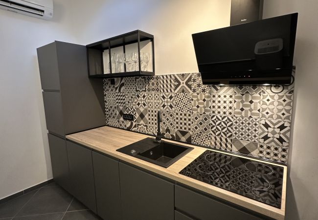 Apartment in Porec - Apartment Urban Black Apartment in Porec - Apartment Urban Black