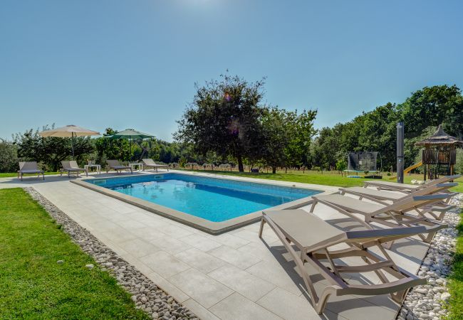 Villa in Srebrnići - Villa Stella Polaris with pool in Visnjan, Istria Villa in Srebrnići - Villa Stella Polaris with pool in Visnjan, Istria