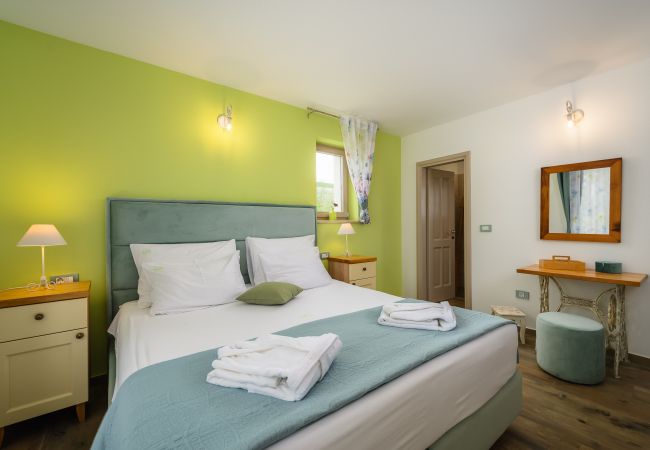 Villa in Srebrnići - Villa Stella Polaris with pool in Visnjan, Istria Villa in Srebrnići - Villa Stella Polaris with pool in Visnjan, Istria