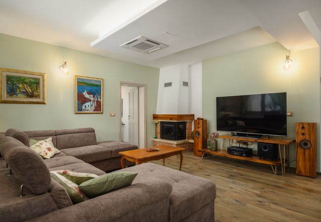 Villa in Srebrnići - Villa Stella Polaris with pool in Visnjan, Istria Villa in Srebrnići - Villa Stella Polaris with pool in Visnjan, Istria