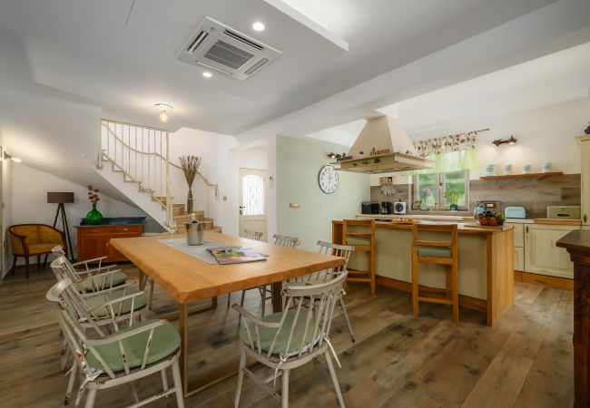 Villa in Srebrnići - Villa Stella Polaris with pool in Visnjan, Istria Villa in Srebrnići - Villa Stella Polaris with pool in Visnjan, Istria