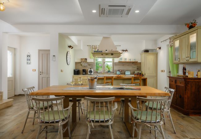 Villa in Srebrnići - Villa Stella Polaris with pool in Visnjan, Istria Villa in Srebrnići - Villa Stella Polaris with pool in Visnjan, Istria