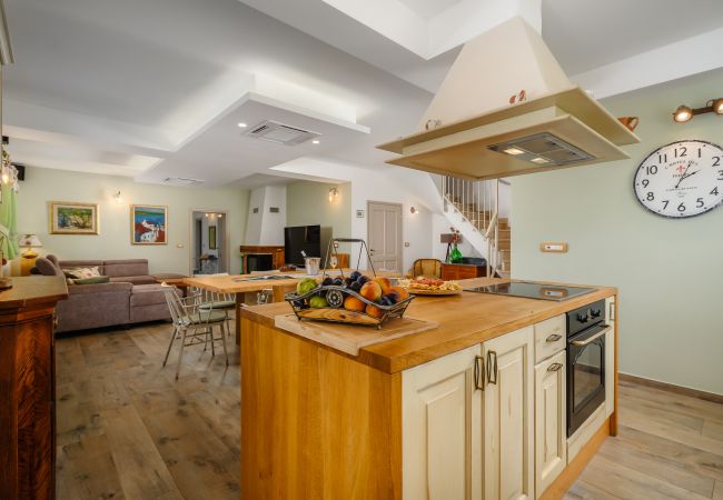 Villa in Srebrnići - Villa Stella Polaris with pool in Visnjan, Istria Villa in Srebrnići - Villa Stella Polaris with pool in Visnjan, Istria