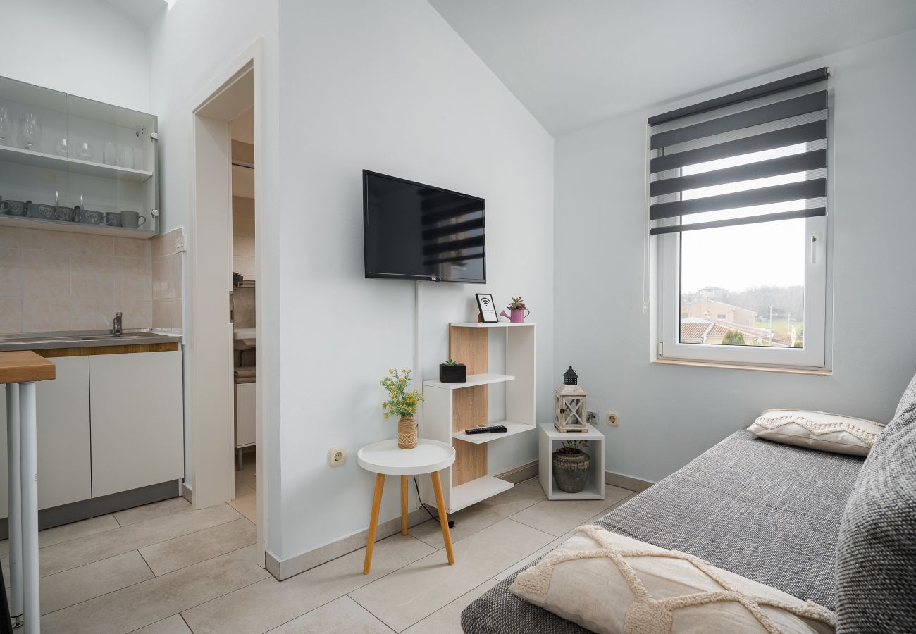 Apartment in Vrvari - Charming Apartment Rose II Apartment in Vrvari - Charming Apartment Rose II