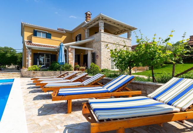 Villa in Montižana - Villa Salvea Villa in Montižana - Villa Salvea