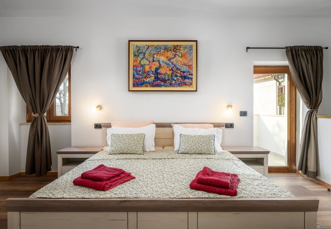 House in Grožnjan - Casa Piccola Leona with pool in Groznjan House in Grožnjan - Casa Piccola Leona with pool in Groznjan