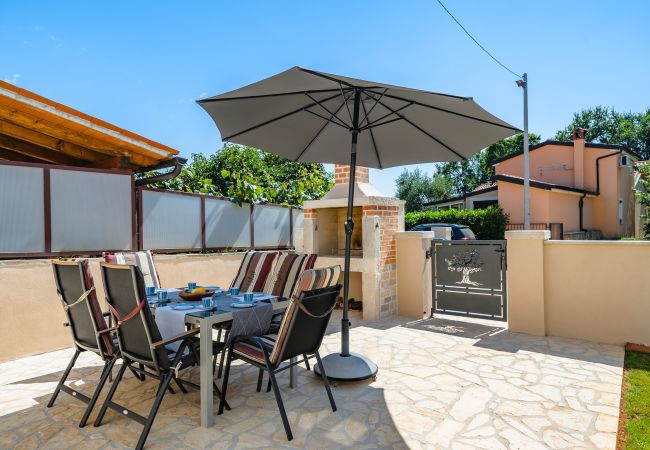 House in Cerjani - Casa Simona with pool in Kastelir, Istria House in Cerjani - Casa Simona with pool in Kastelir, Istria