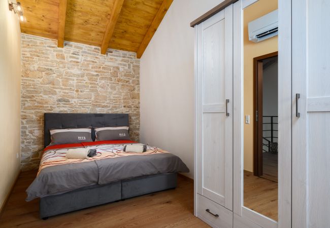 House in Cerjani - Casa Simona with pool in Kastelir, Istria House in Cerjani - Casa Simona with pool in Kastelir, Istria